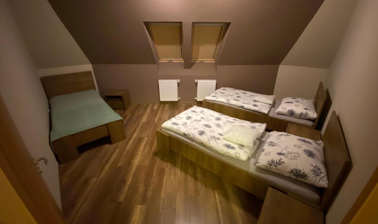 Barand Apartman Еґер Екстер'єр фото