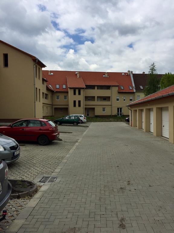 Barand Apartman Еґер Екстер'єр фото